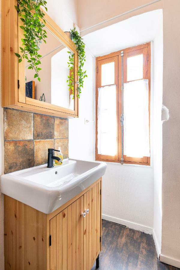 Le Panier Enchante - Suites & Loft - Terrasse Et Patio Au Dessus Du Vieux Port Marseilles Buitenkant foto